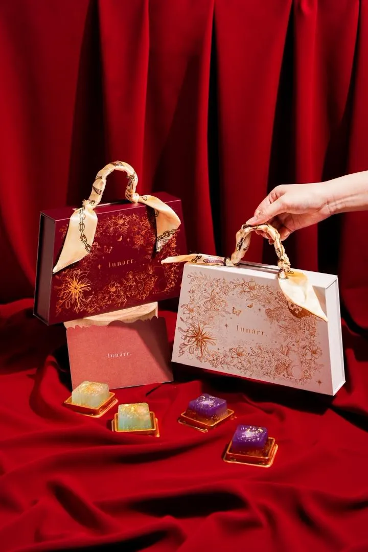 Colla-Crystal Mooncake Gift Box