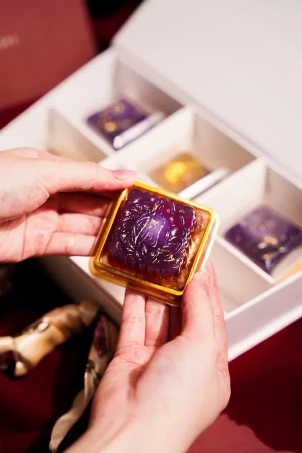 Colla-Crystal Mooncake Gift Box