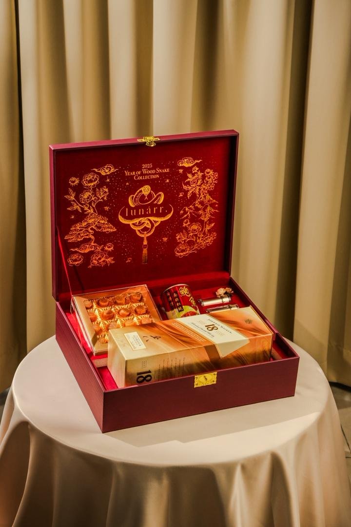 Serpenti Royale - JW 18