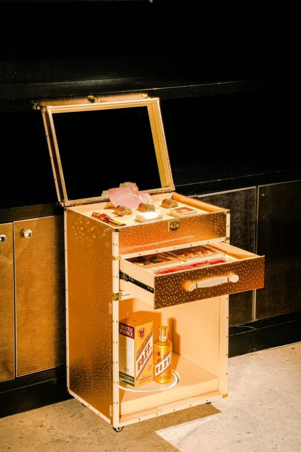 Stradale Trunk Collection: Stradale Gold Maotai